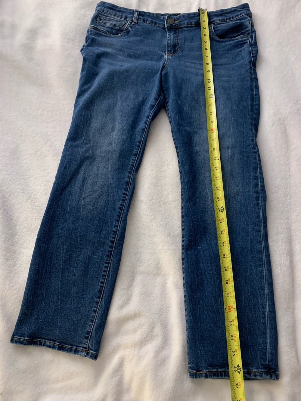 KUT Catherine Boyfriend Jeans Size 14P Made in the USA Distressed Medium Wash - Picture 8 of 16
